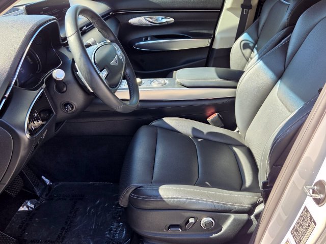 Used 2023 Genesis GV70 2.5T w/ Select Package AWD/4WD image 11
