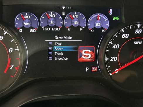 Used 2019 Chevrolet Camaro SS RWD image 34