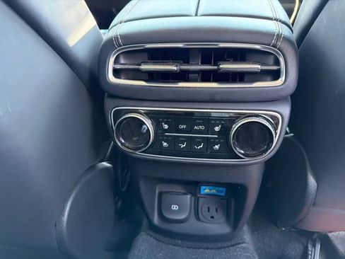 Used 2023 Genesis GV80 3.5T AWD/4WD image 23