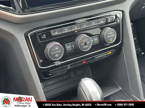 Used 2023 Volkswagen Atlas SEL AWD/4WD image 30