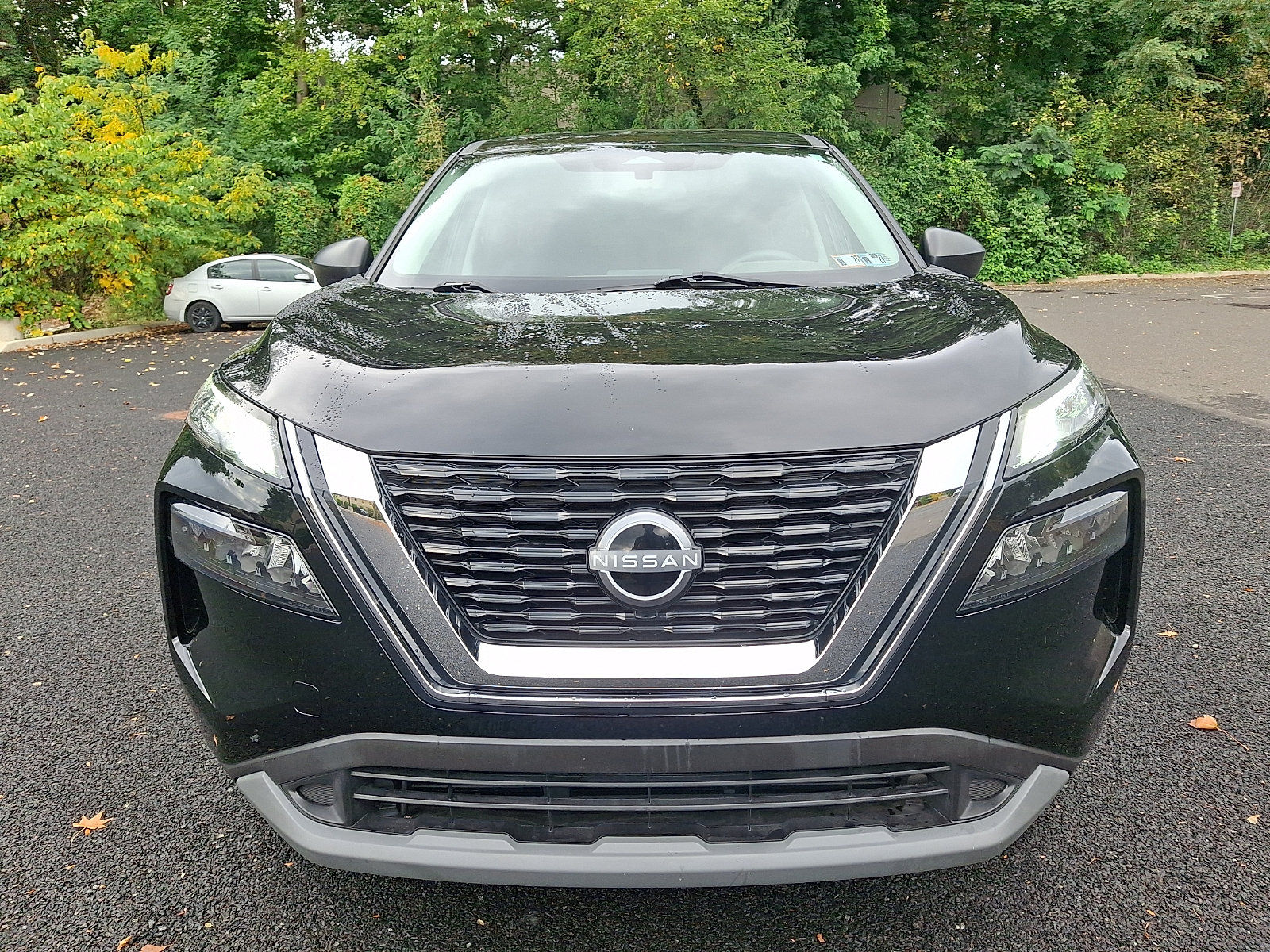 Certified 2023 Nissan Rogue S AWD/4WD image 2