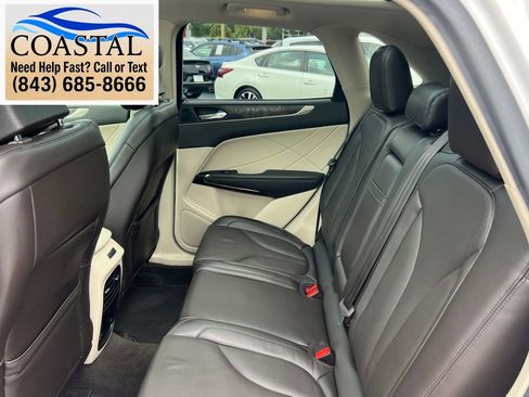 Used 2019 Lincoln MKC Reserve w/ MKC Climate Package FWD image 19