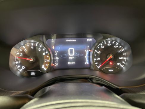 Used 2024 Jeep Compass Trailhawk image 21