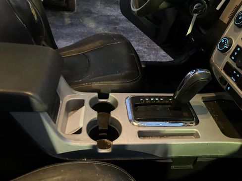 Used 2008 Mercury Mariner 2WD V6 image 34