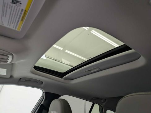 New 2026 Chevrolet Trax ACTIV w/ Sunroof Package FWD image 20
