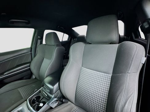 Used 2019 Dodge Charger GT image 13