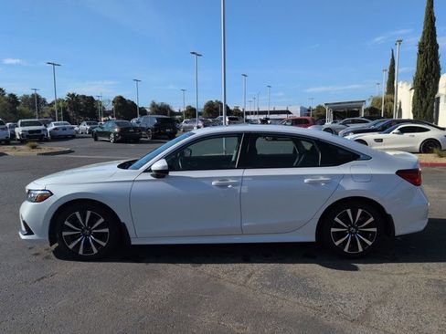 Used 2024 Honda Civic EX image 8