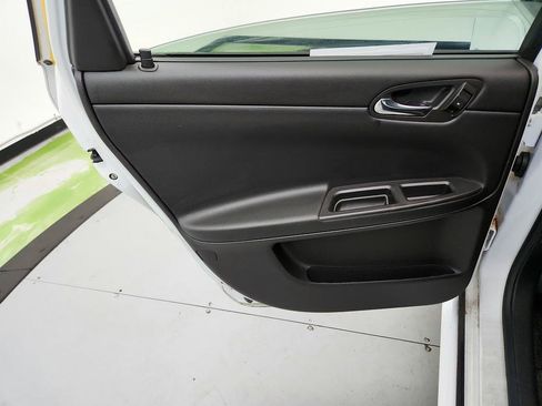 Used 2016 Chevrolet Impala Police FWD image 20