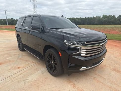 Used 2023 Chevrolet Tahoe High Country w/ Advanced Technology Package AWD/4WD image 3