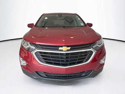 Used 2020 Chevrolet Equinox LT FWD image 2