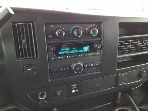 Used 2024 Chevrolet Express 2500 w/ Driver Convenience Package RWD image 18
