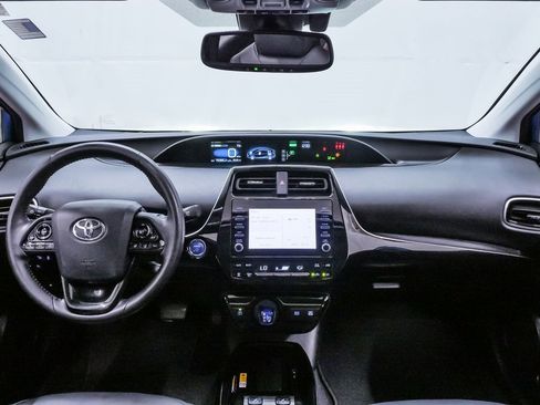 Used 2020 Toyota Prius XLE image 15