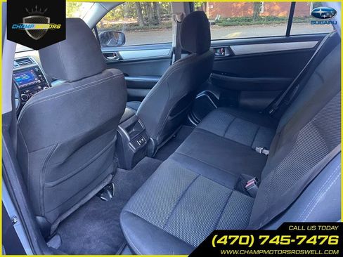 Used 2019 Subaru Outback 2.5i Premium image 15