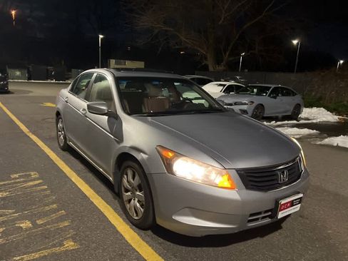 Used 2009 Honda Accord EX-L image 2