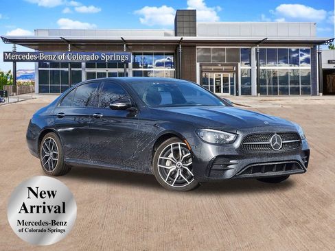 Used 2022 Mercedes-Benz E 350 4MATIC Sedan image 1