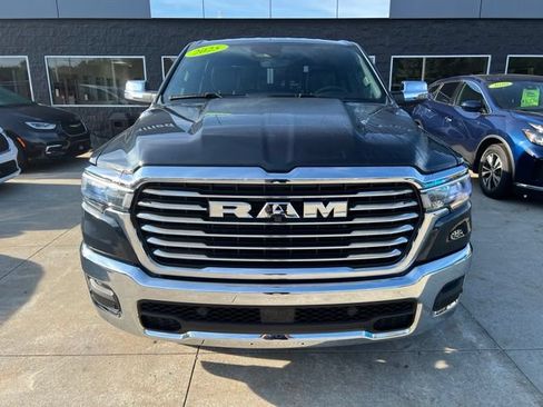 Used 2025 RAM 1500 Laramie AWD/4WD image 2