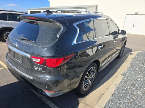 Used 2017 INFINITI QX60 Luxe w/ Deluxe Technology Package image 2