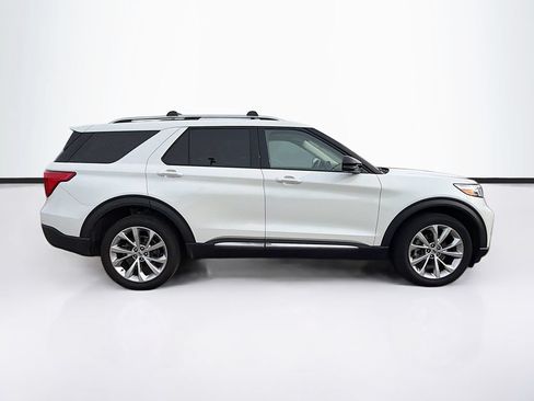 Used 2023 Ford Explorer Platinum w/ Technology Package AWD/4WD image 4
