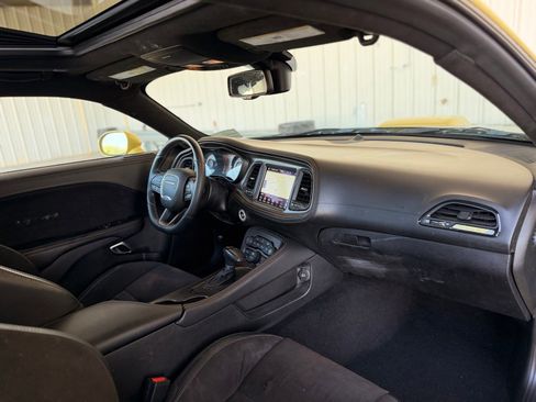 Used 2020 Dodge Challenger R/T RWD image 25