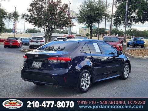 Used 2022 Toyota Corolla LE FWD image 5