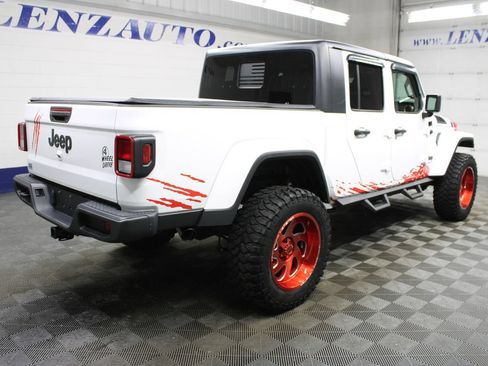 Used 2021 Jeep Gladiator Sport AWD/4WD image 7