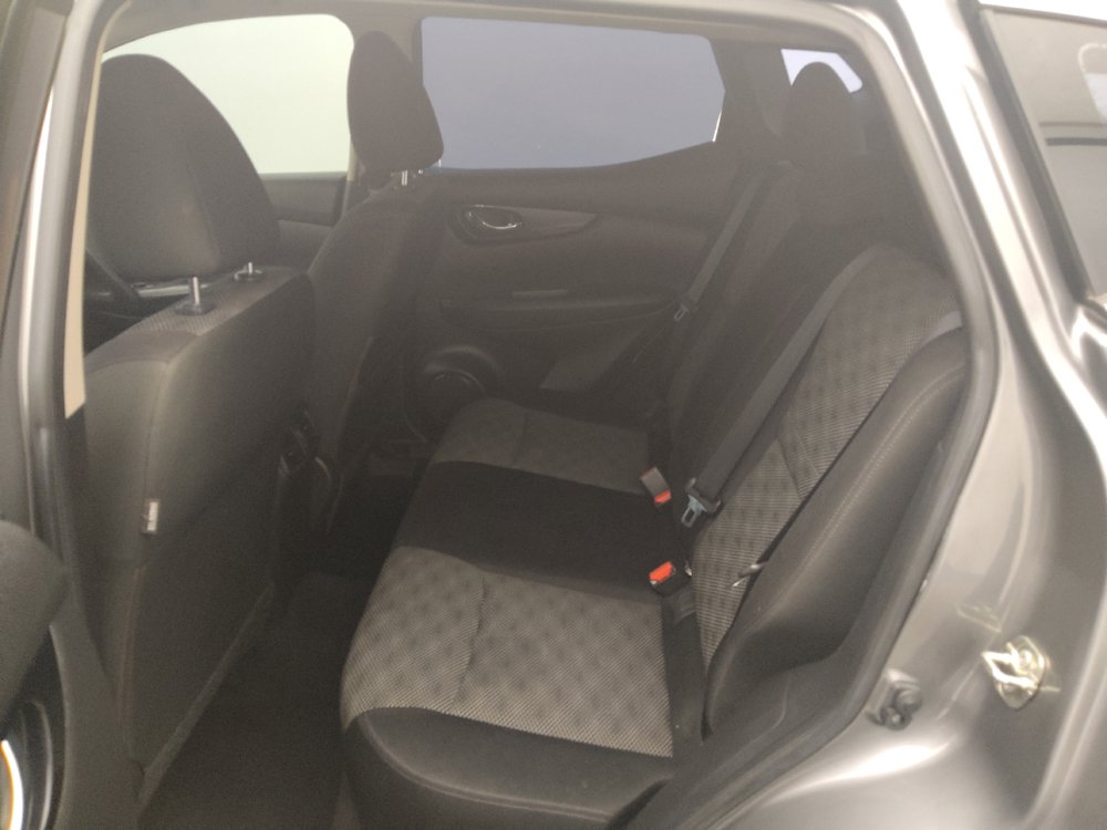 Used 2019 Nissan Rogue Sport SV w/ Technology Package FWD image 18