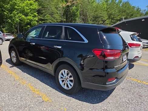 Used 2020 Kia Sorento FWD V6 image 5