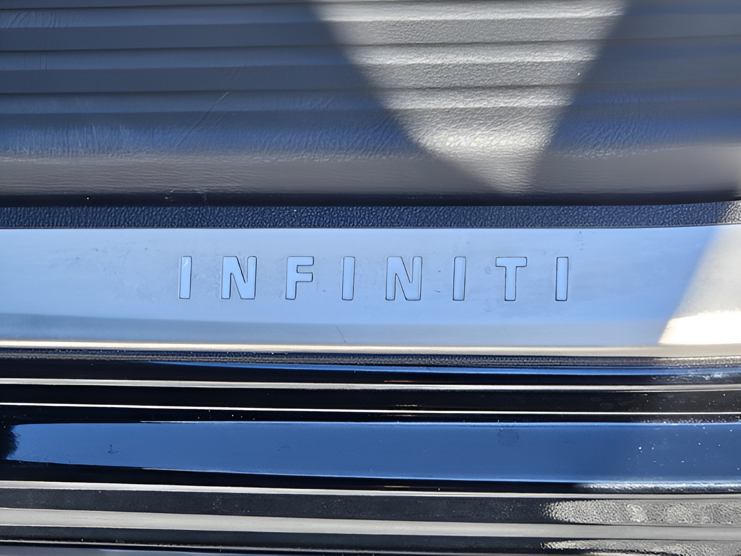 Used 2023 INFINITI QX50 Luxe FWD image 34