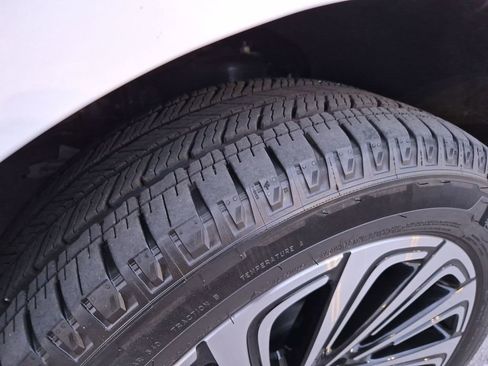 Used 2025 Lincoln Navigator L Black Label AWD/4WD image 14