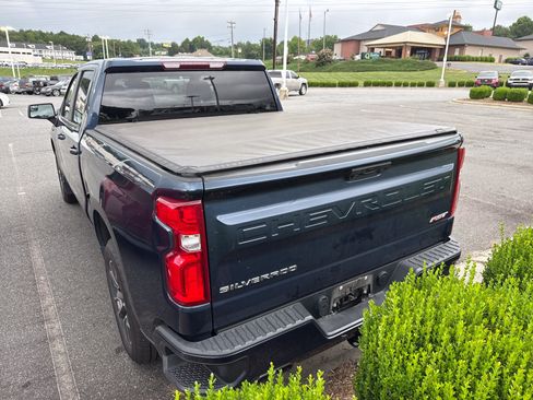 Used 2022 Chevrolet Silverado 1500 RST AWD/4WD image 8