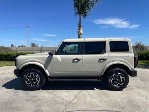 New 2026 Ford Bronco Outer Banks AWD/4WD image 2
