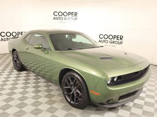 Used 2022 Dodge Challenger SXT w/ Blacktop Package video 1