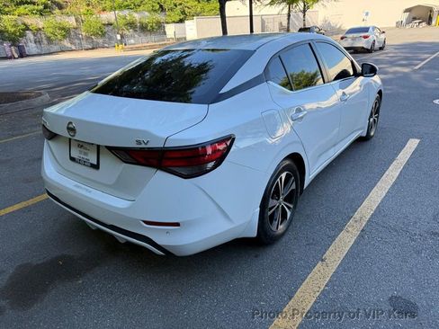 Used 2022 Nissan Sentra SV w/ All-Weather Package FWD image 5