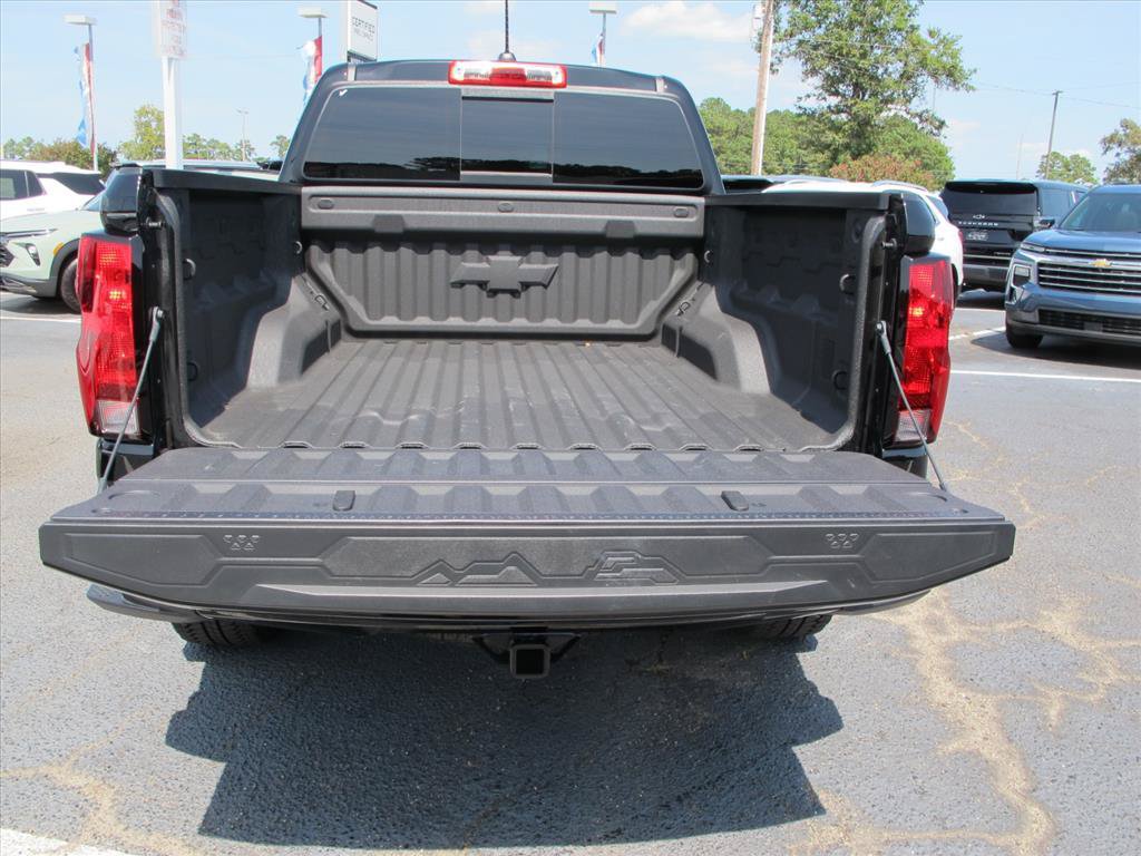 Used 2026 Chevrolet Colorado Trail Boss AWD/4WD image 17
