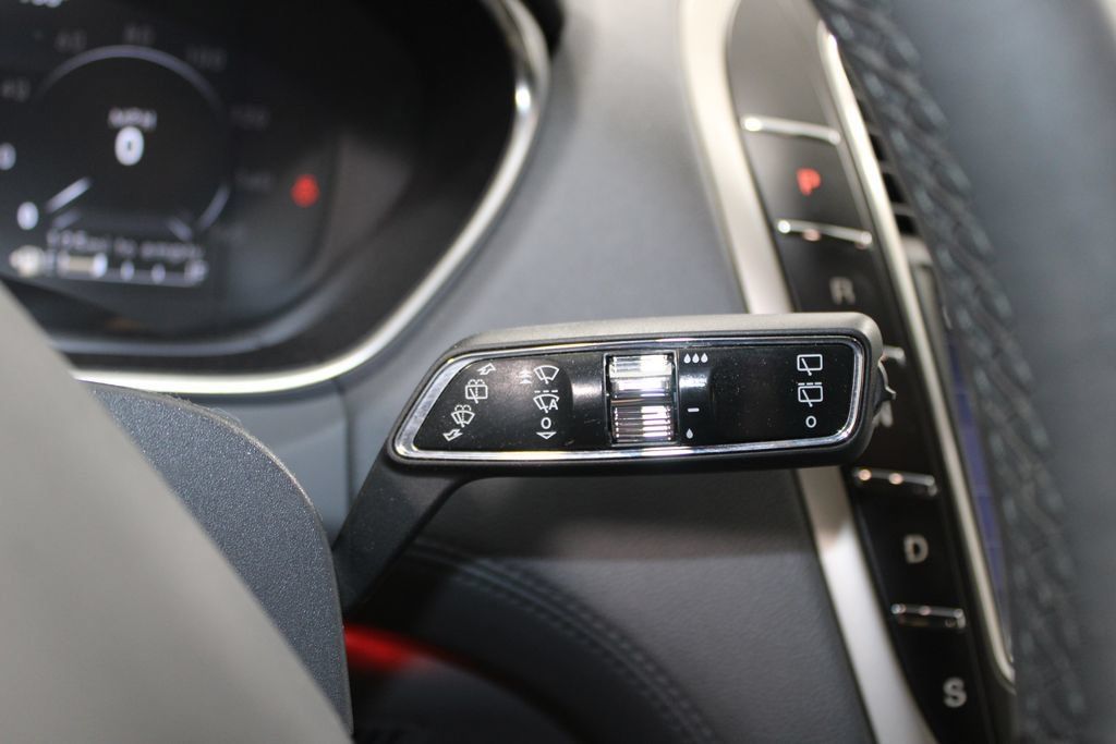 Used 2019 Lincoln Nautilus Reserve FWD image 27