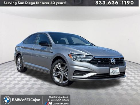 Used 2021 Volkswagen Jetta FWD image 1