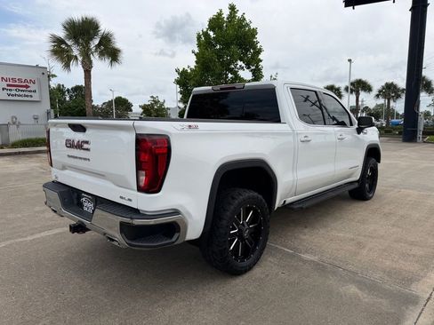 Used 2021 GMC Sierra 1500 SLE w/ X31 Off-Road Package AWD/4WD image 5