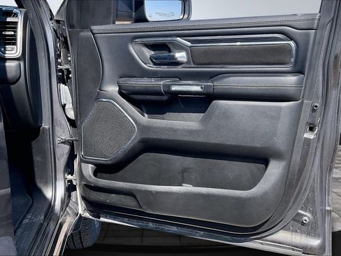 Used 2024 RAM 1500 Laramie AWD/4WD image 17