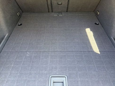 Used 2019 Volkswagen Golf SE FWD image 27