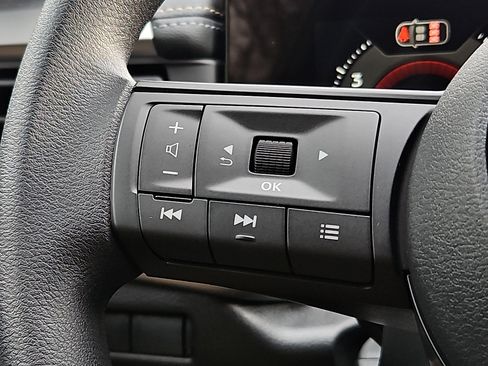 New 2026 Nissan Kicks SV image 15