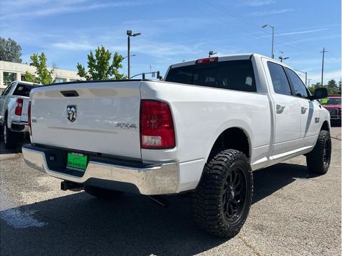 Used 2020 RAM 1500 Classic SLT AWD/4WD image 8