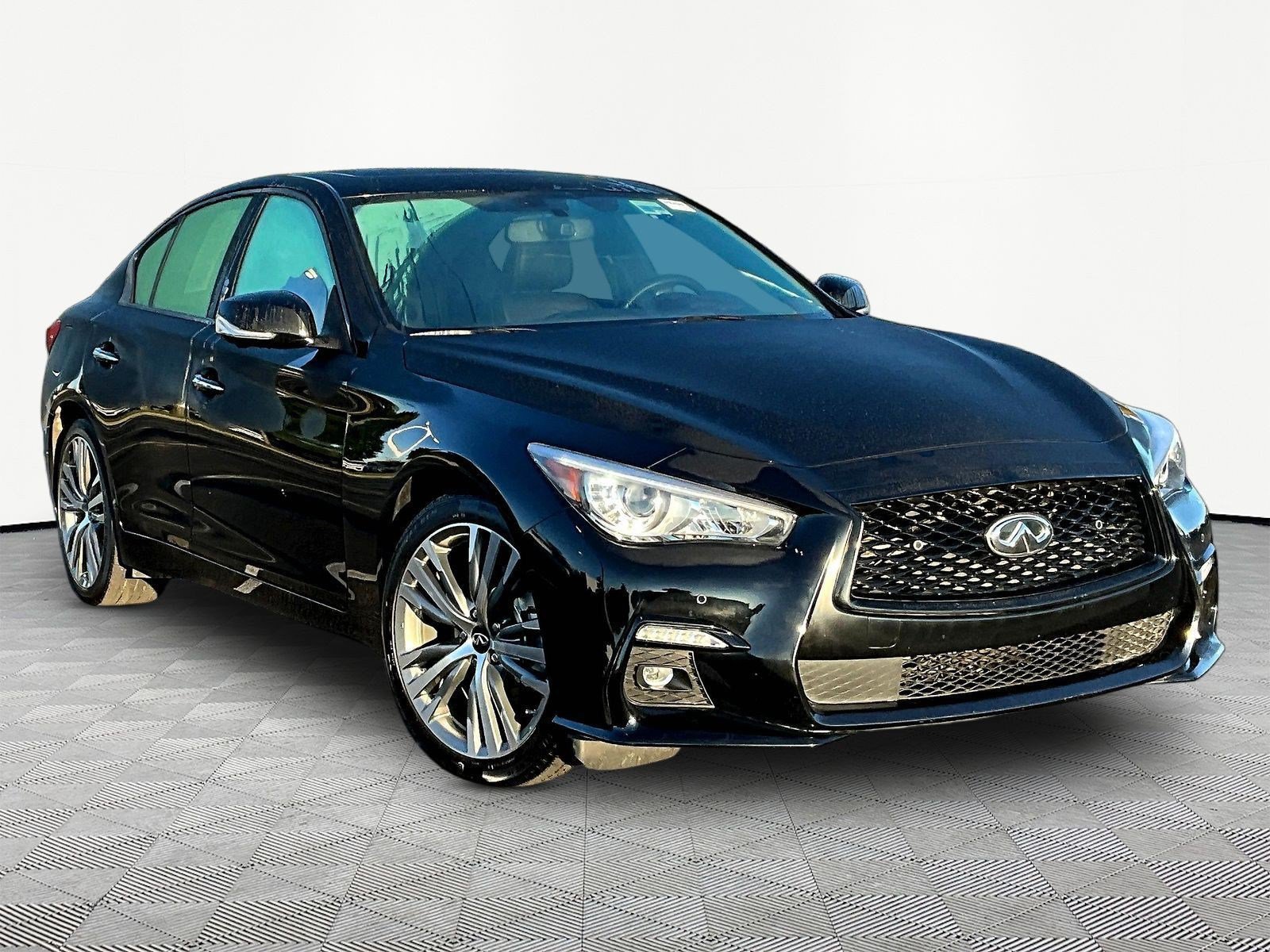 Used 2023 INFINITI Q50 Sensory AWD/4WD image 3