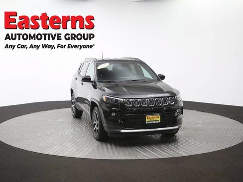 Used 2025 Jeep Compass Limited AWD/4WD image 50