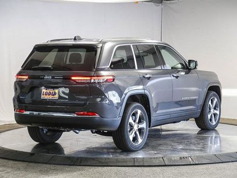New 2023 Jeep Grand Cherokee 4WD 4xe image 35