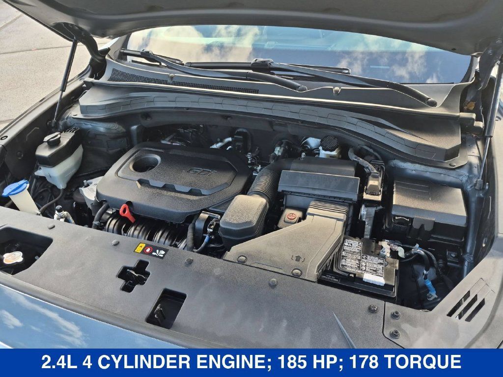 Used 2020 Hyundai Santa Fe SE AWD/4WD image 31
