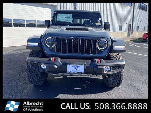 New 2026 Jeep Gladiator Mojave w/ Safety Group image 8