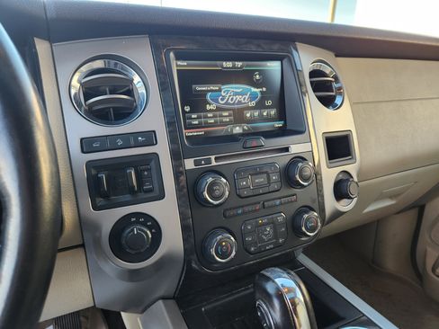 Used 2015 Ford Expedition EL Limited w/ Equipment Group 301A image 19