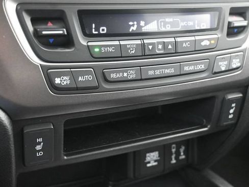 Used 2018 Honda Pilot EX-L image 33