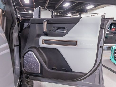 Used 2025 GMC Hummer EV 3X AWD/4WD image 53