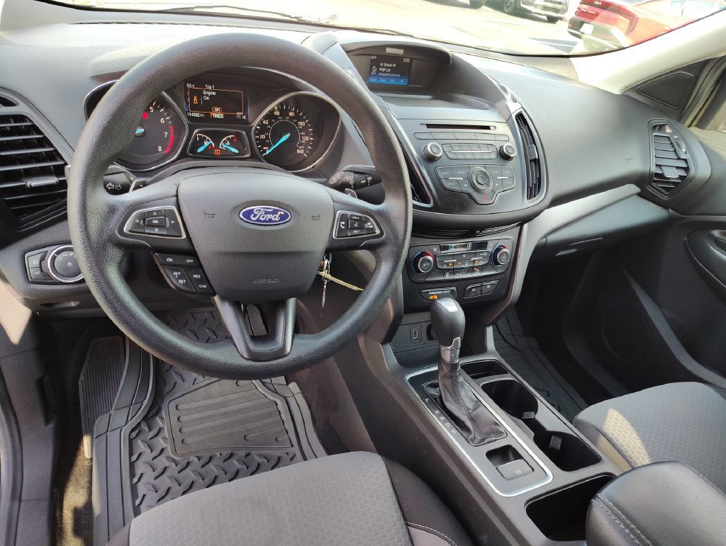 Used 2017 Ford Escape SE AWD/4WD image 10